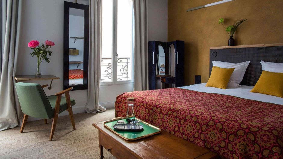 Hotel La Nouvelle Republique Room