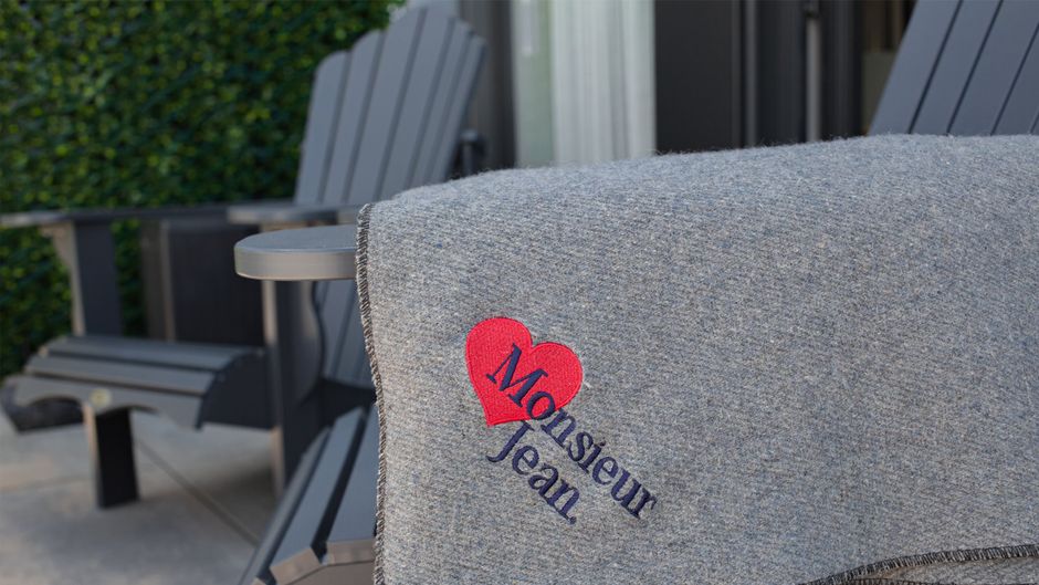 Monsieur Jean Exterior
