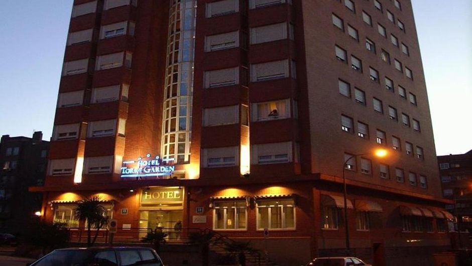 Hotel Porcel Torre Garden Exterior