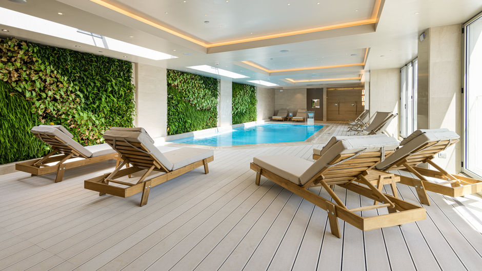 Holiday Inn Thessaloniki Pool