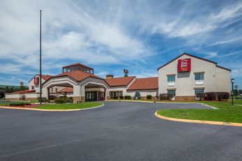 Red Roof PLUS Knoxville West-Cedar Bluff