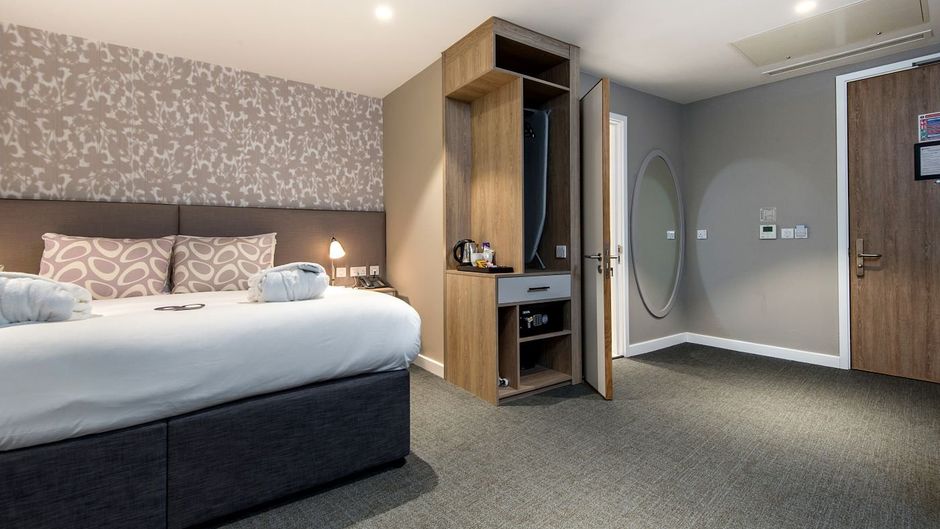 Edgbaston Park Hotel & Conference Ctr Room