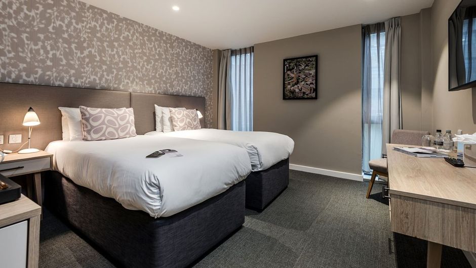Edgbaston Park Hotel & Conference Ctr Room
