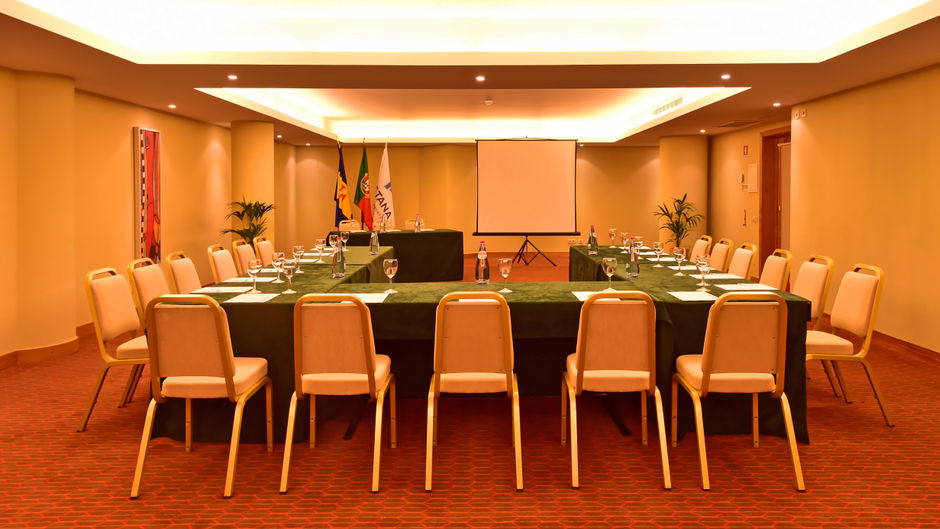 Pestana Promenade Meeting