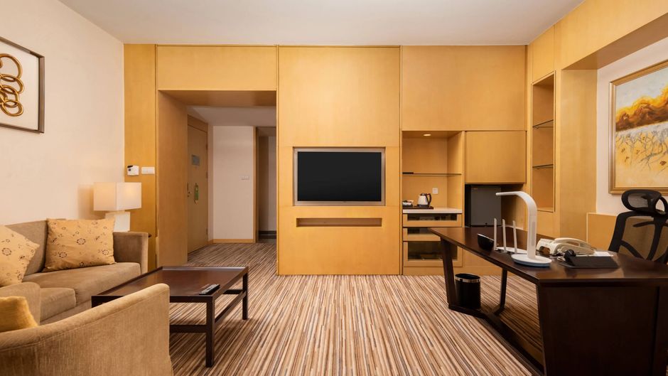 Holiday Inn Shijiazhuang Central Suite