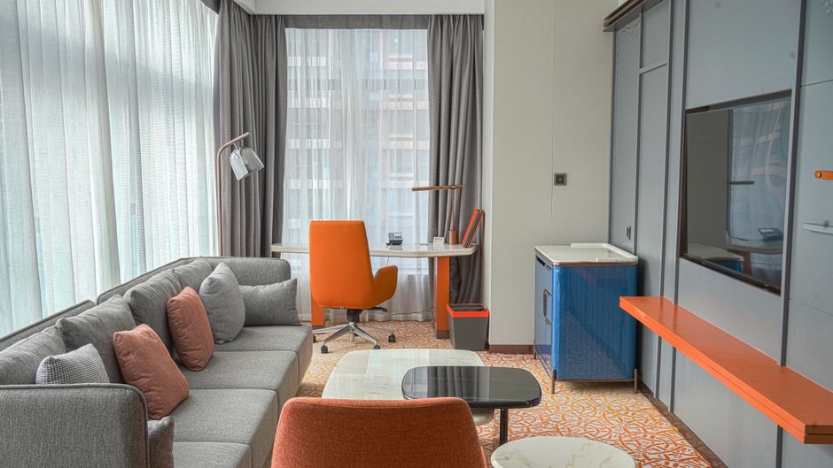 Crowne Plaza Jinshui Room