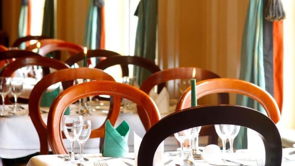 River Island Hotel Restaurant