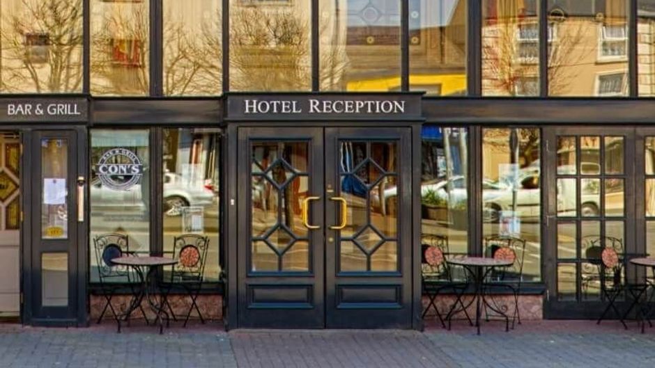 River Island Hotel Exterior