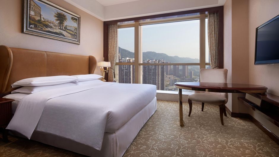 Sheraton Chongqing Hotel Room