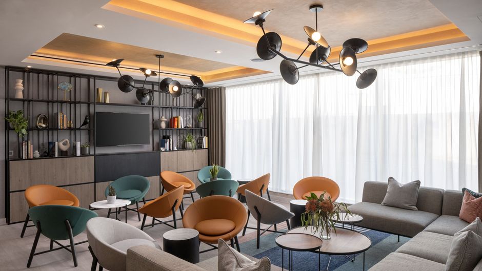 Residence Inn Manchester Piccadilly Lobby