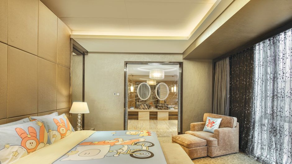 Crowne Plaza Beijing Chaoyang U Town Suite