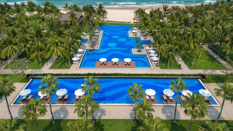 Danang Marriott Resort & Spa Pool