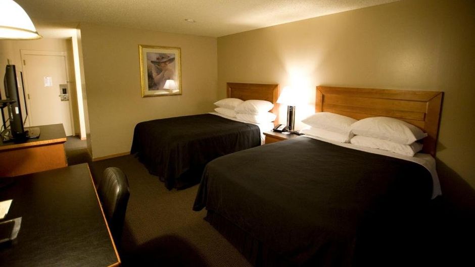 Royal Hotel Room