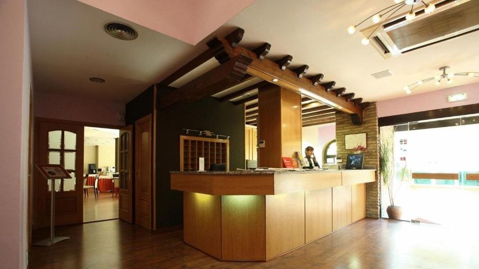 Hotel El Aguila Lobby