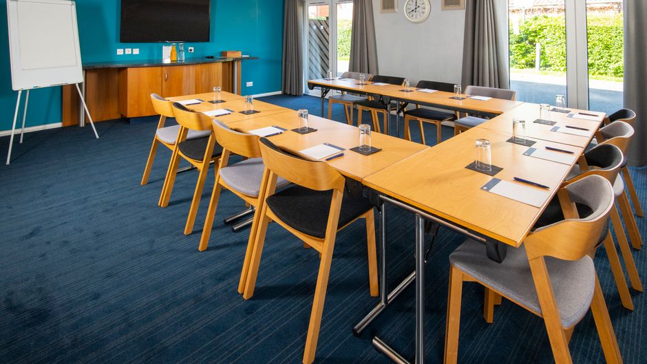 Holiday Inn Express Peterborough Meeting