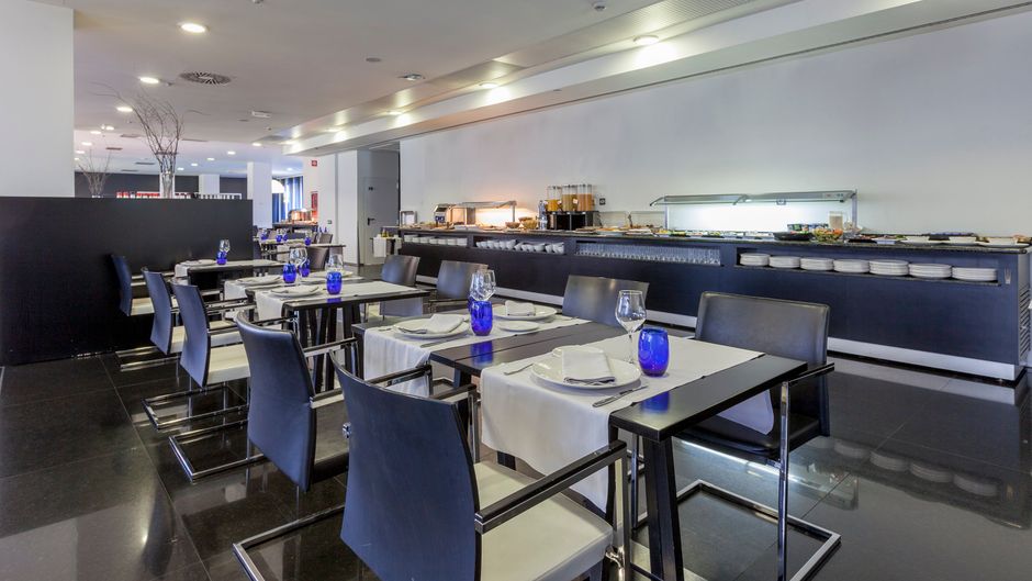 Axor Barajas Hotel Restaurant