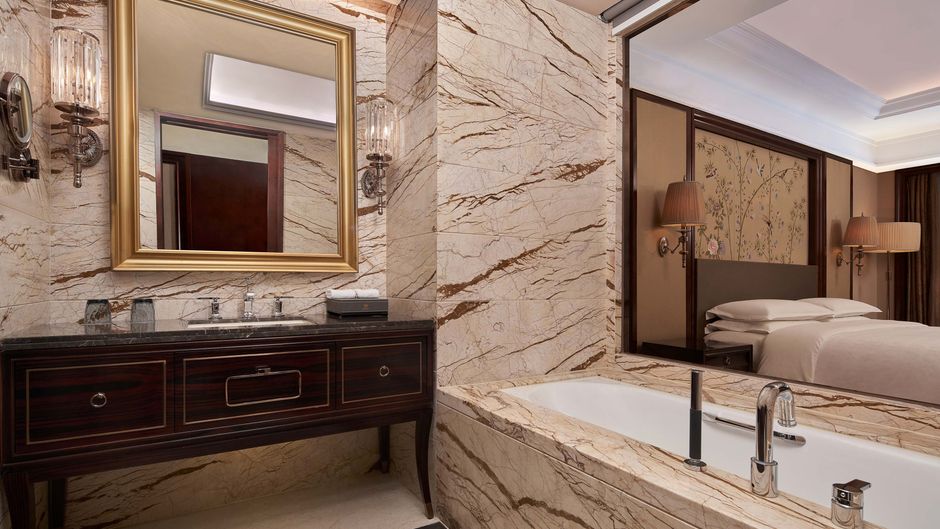 Sheraton Shantou Hotel Room