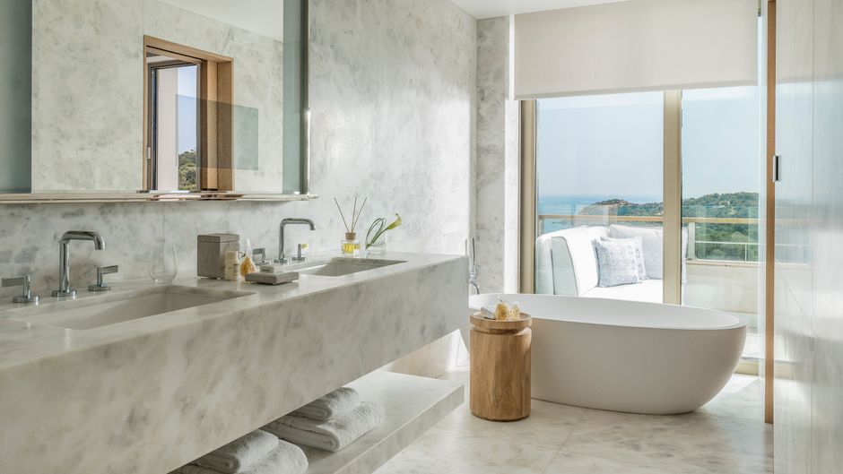 Four Seasons Astir Palace Hotel Room