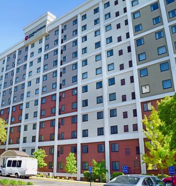 Candlewood Suites Downtown
