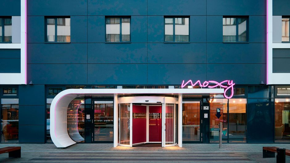 MOXY Frankfurt Eschborn Exterior