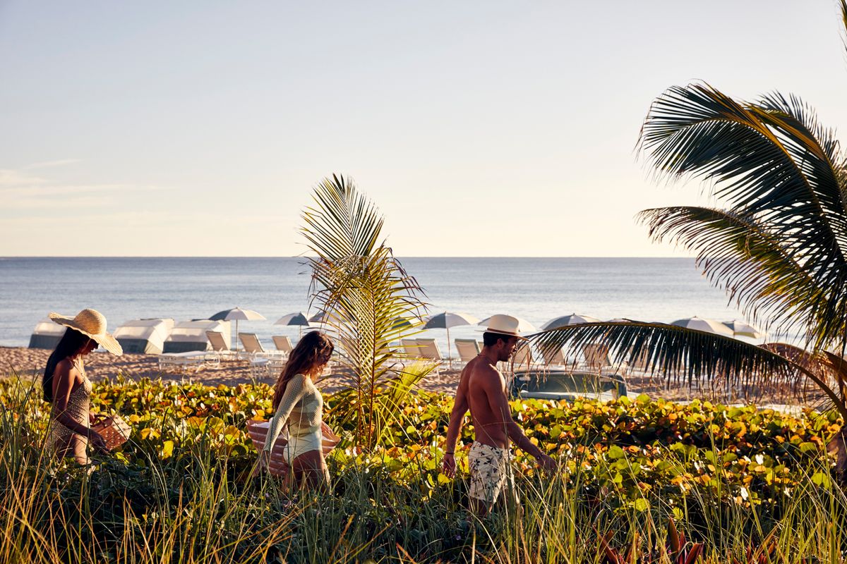 Four Seasons Resort Palm Beach- Deluxe Palm Beach, FL Hotels- GDS  Reservation Codes: Travel Weekly