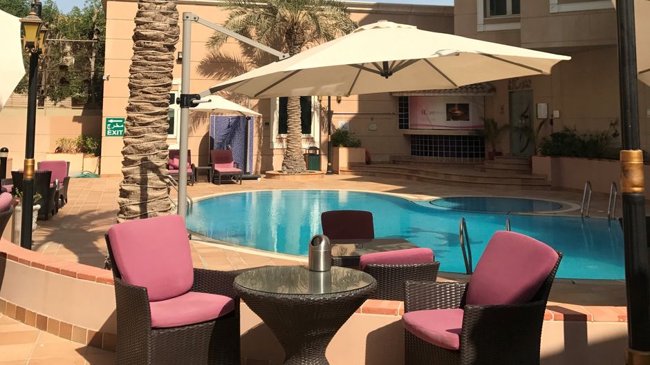 Holiday Inn Al Khobar Pool