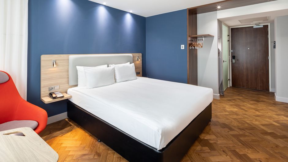 Holiday Inn Express Amsterdam-Sloterdijk Room