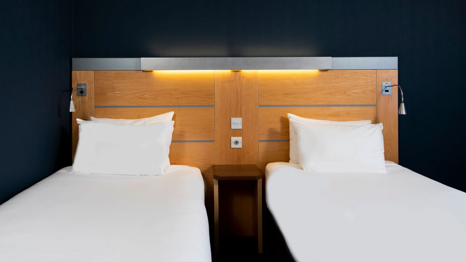 Holiday Inn Express Leeds City Centre Room
