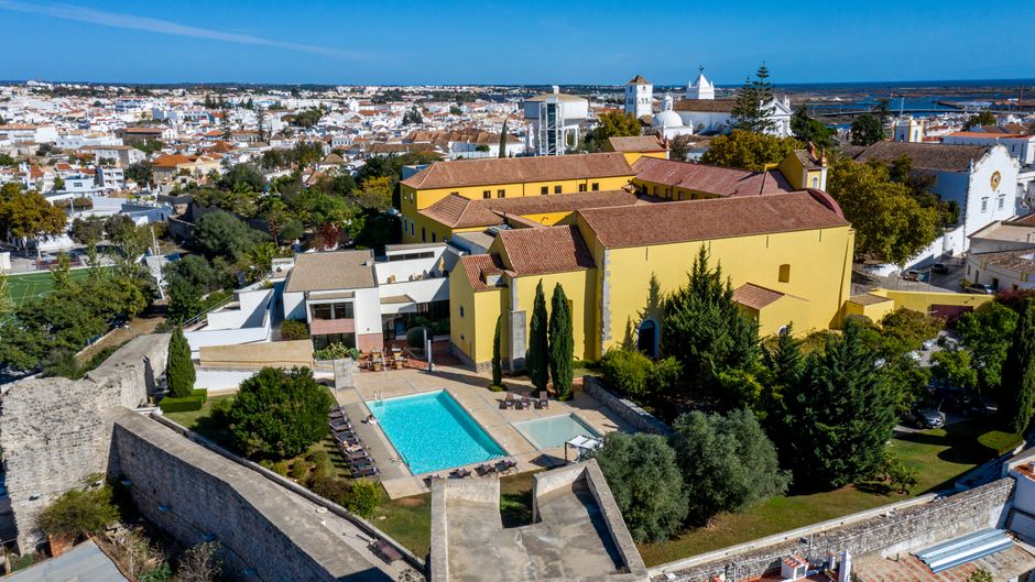 Pousada Convento da Graca Exterior