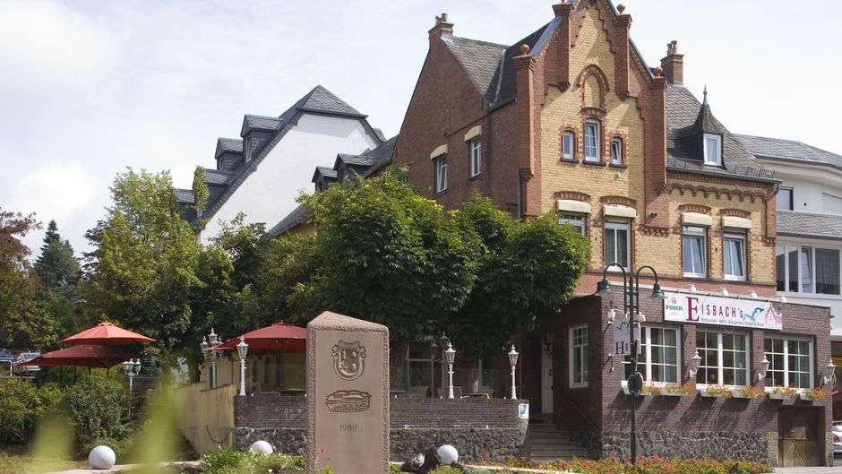 Eisbach Hotel Exterior