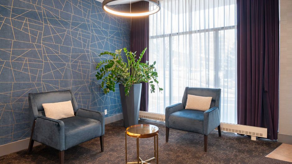 Sandman Hotel Montreal-Longueuil Lobby