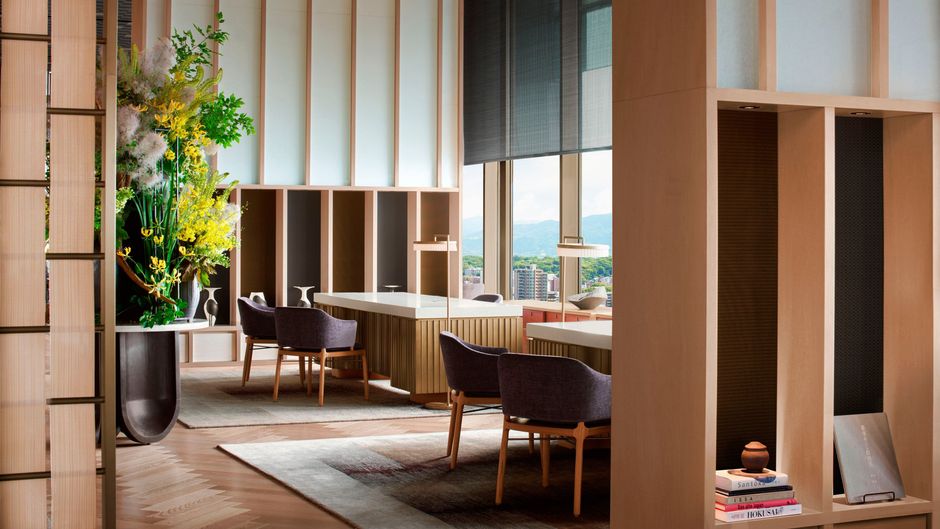 The Ritz-Carlton, Fukuoka Lobby