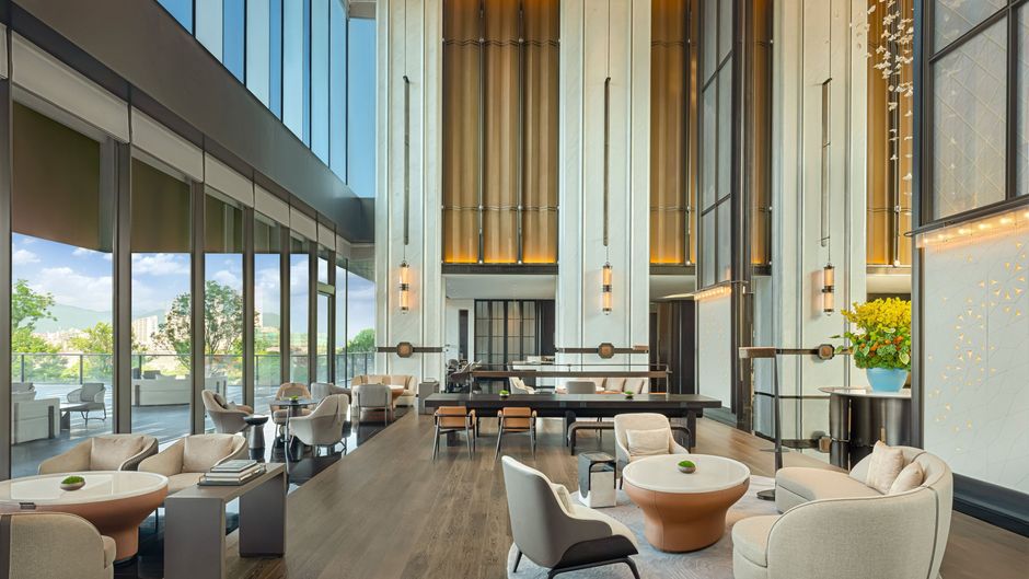 Sheraton Ninghai Lobby