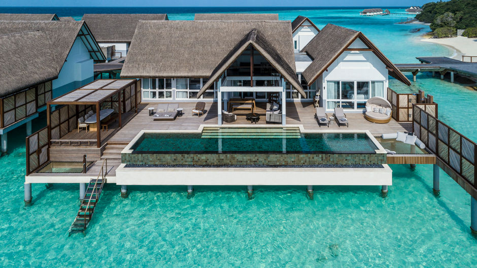 Four Seasons Resort at Landaa Giraavaru Exterior