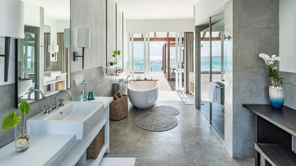 Four Seasons Resort at Landaa Giraavaru Exterior
