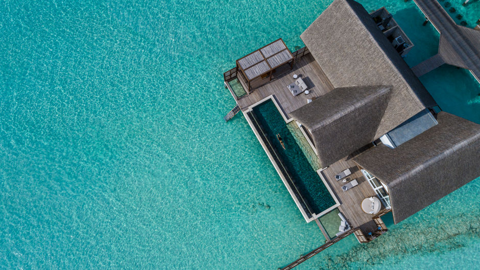 Four Seasons Resort at Landaa Giraavaru Exterior