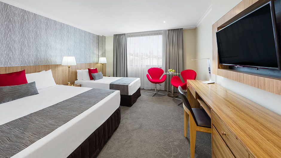 Hotel Diana Room