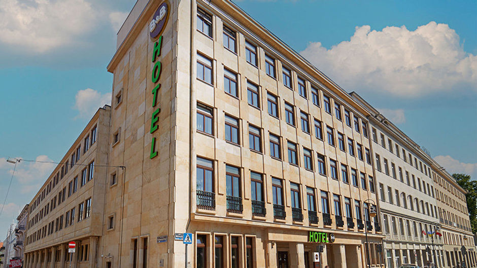 B&B Hotel Poznan Old Town Exterior
