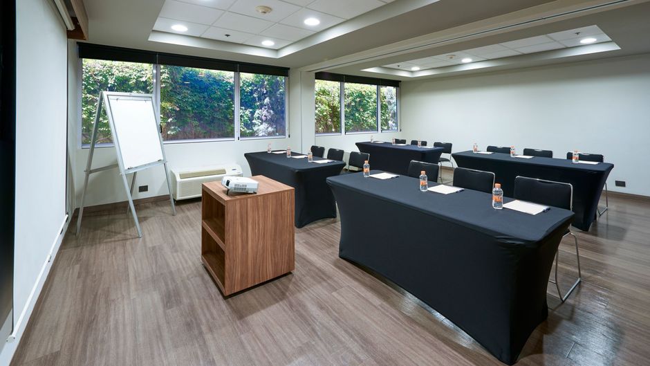 City Express by Marriott Saltillo Norte Meeting