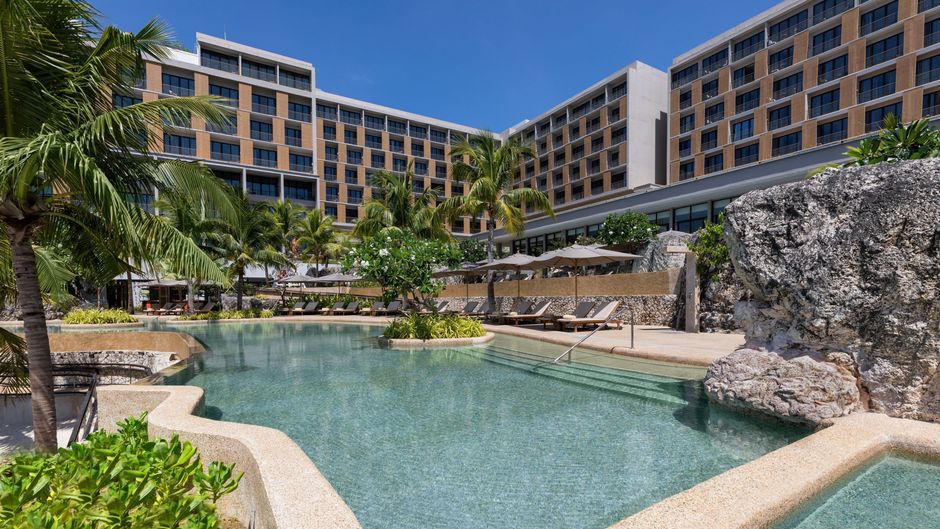 Sheraton Cebu Mactan Resort Pool