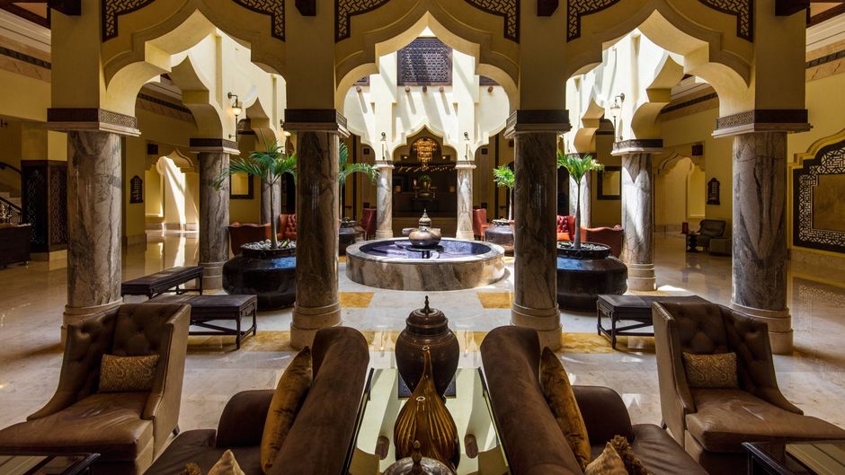 Sharq Village & Spa Lobby