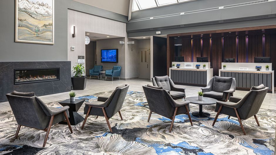 Delta Hotels By Marriott Calgary South Lobby