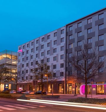 MOXY Frankfurt Airport