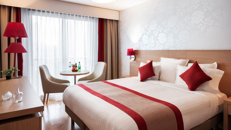 Residhome Appart Hotel Paris-Evry Room
