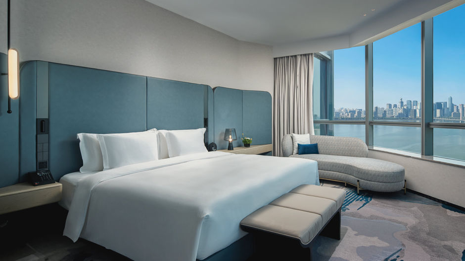 Crowne Plaza Binjiang Room