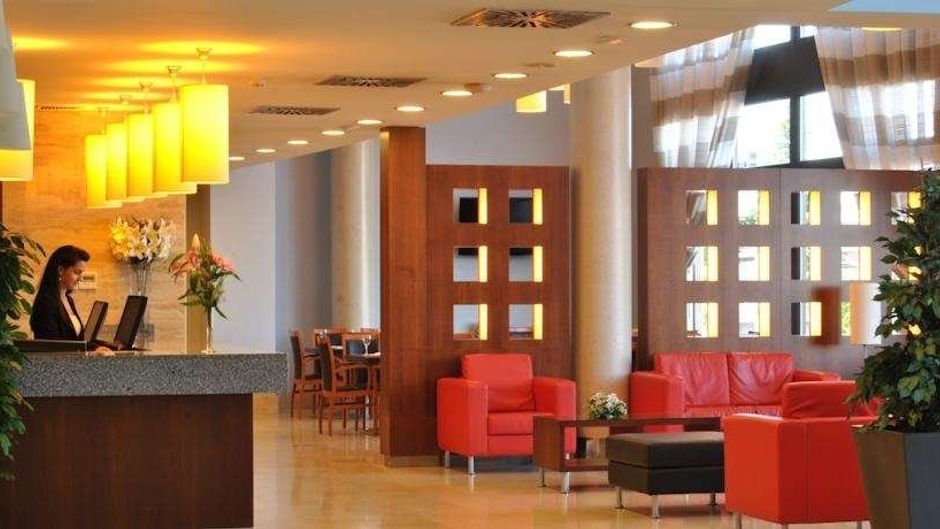 Hotel Porcel Avant Lobby