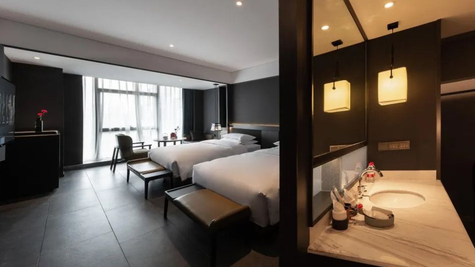 Tao Ran Lou Business Hotel - Huangshi Room