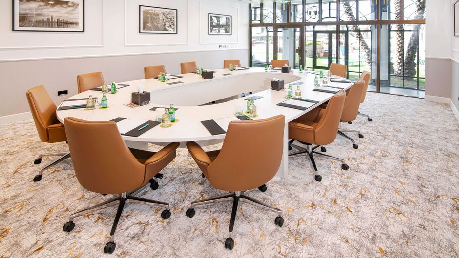 Le Meridien Abu Dhabi Meeting