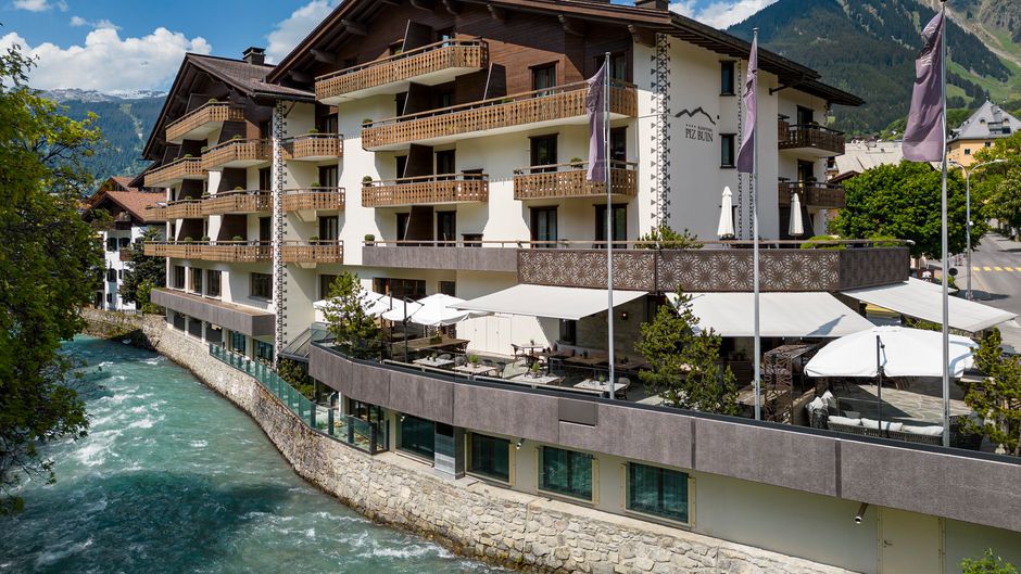 Hotel Piz Buin Exterior