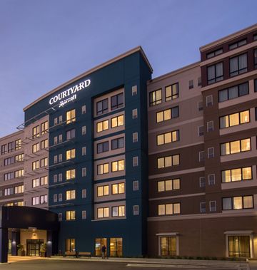 Courtyard by Marriott Calgary South